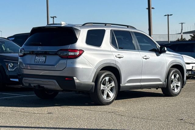 Used 2023 Honda Pilot EX-L image 5
