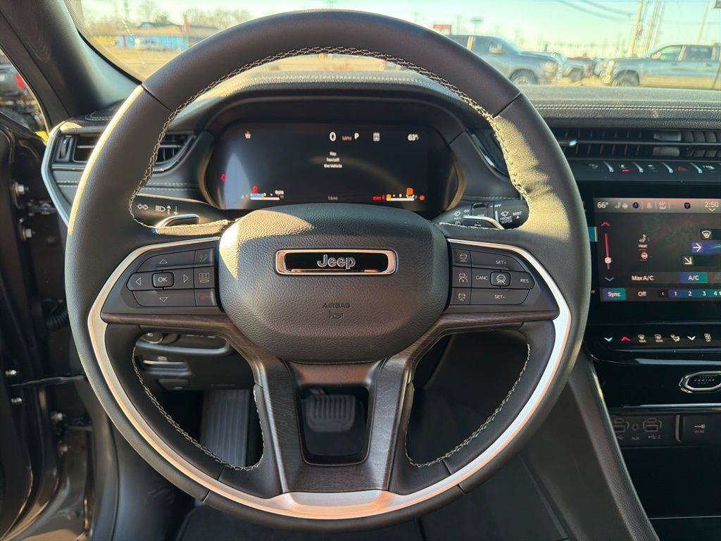 New 2026 Jeep Grand Cherokee Limited w/ Limited Altitude Package RWD image 49