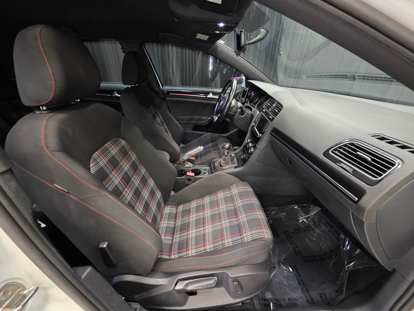 Used 2017 Volkswagen GTI S FWD image 29