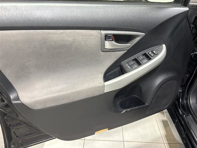 Used 2013 Toyota Prius Two FWD image 8