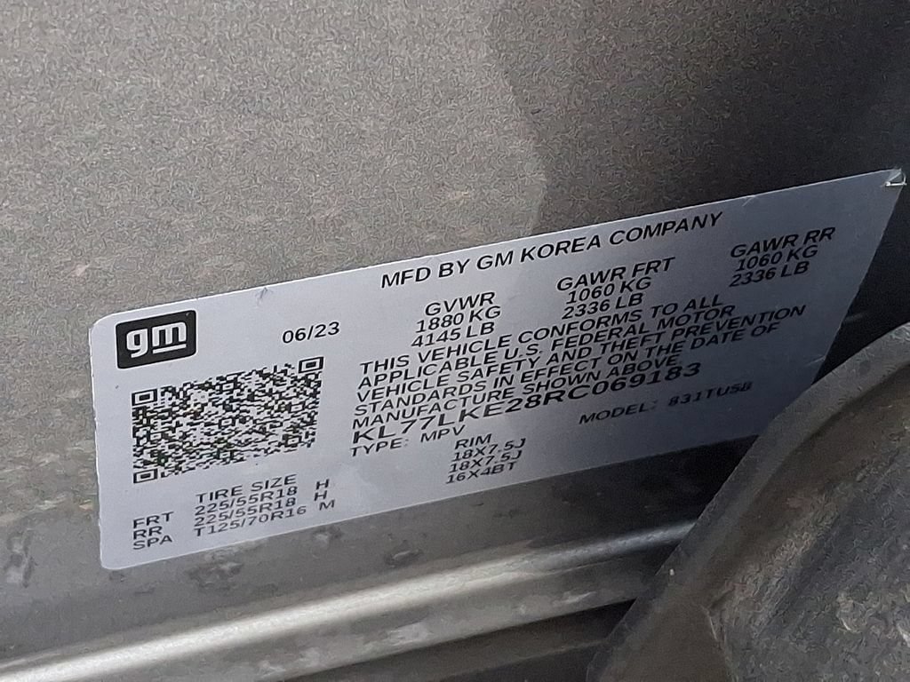 Used 2024 Chevrolet Trax ACTIV w/ Driver Confidence Package FWD image 32