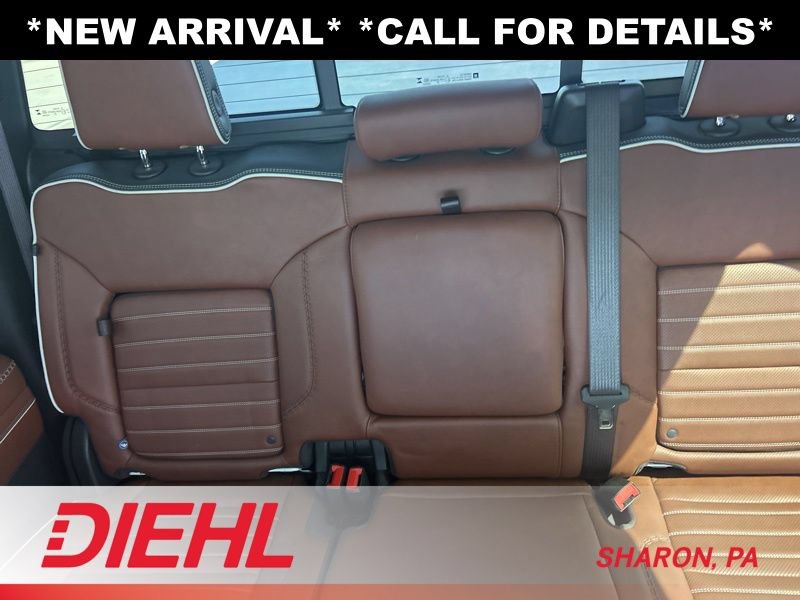 Used 2024 GMC Sierra 3500 Denali Ultimate AWD/4WD image 11