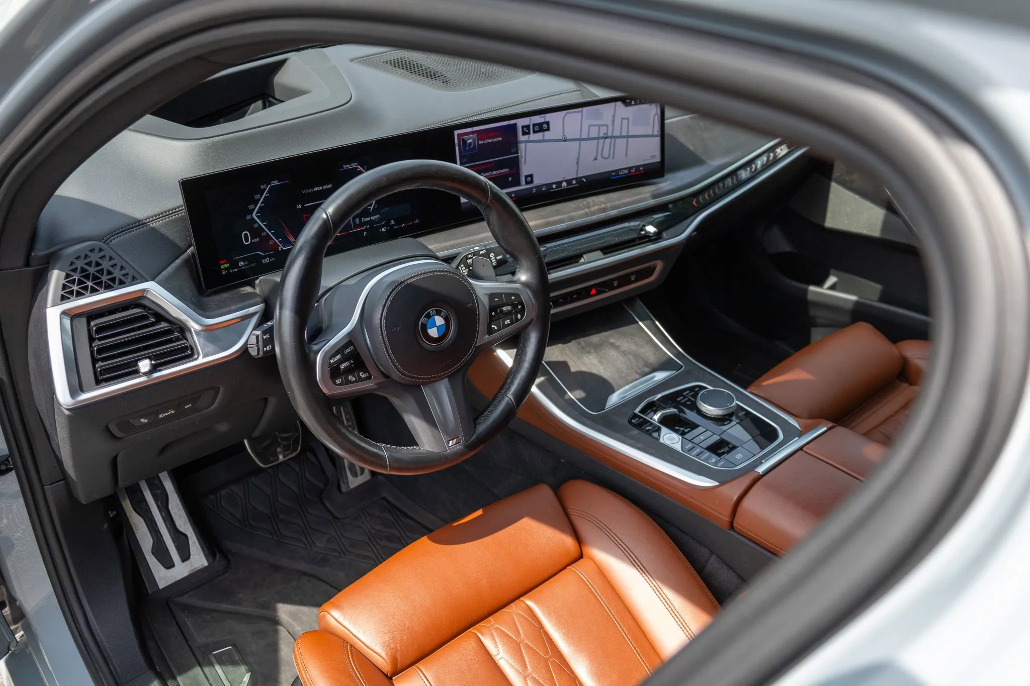 Used 2024 BMW X5 xDrive40i w/ M Sport Package image 44