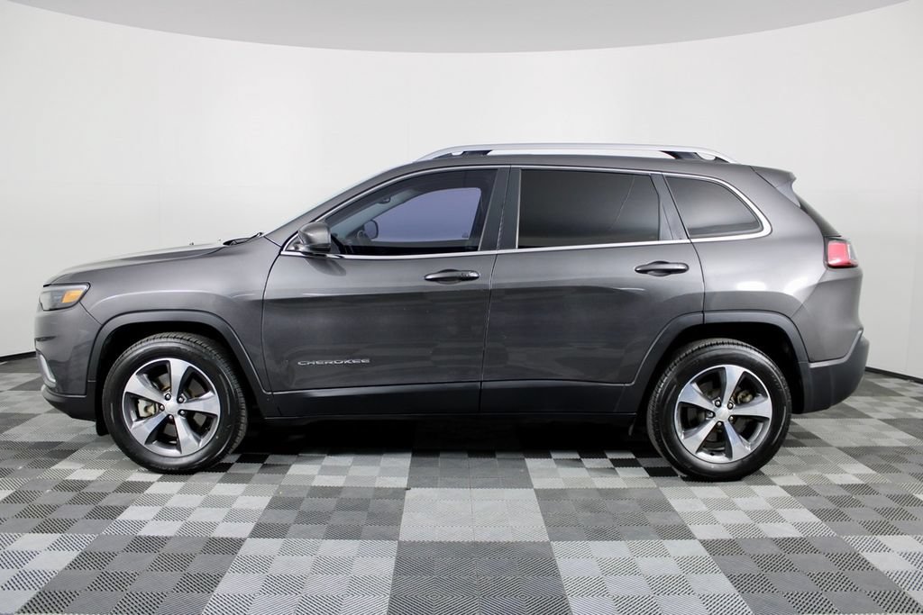 Used 2019 Jeep Cherokee Limited AWD/4WD image 5