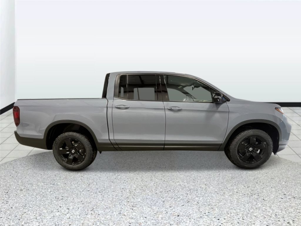New 2026 Honda Ridgeline Black Edition image 2