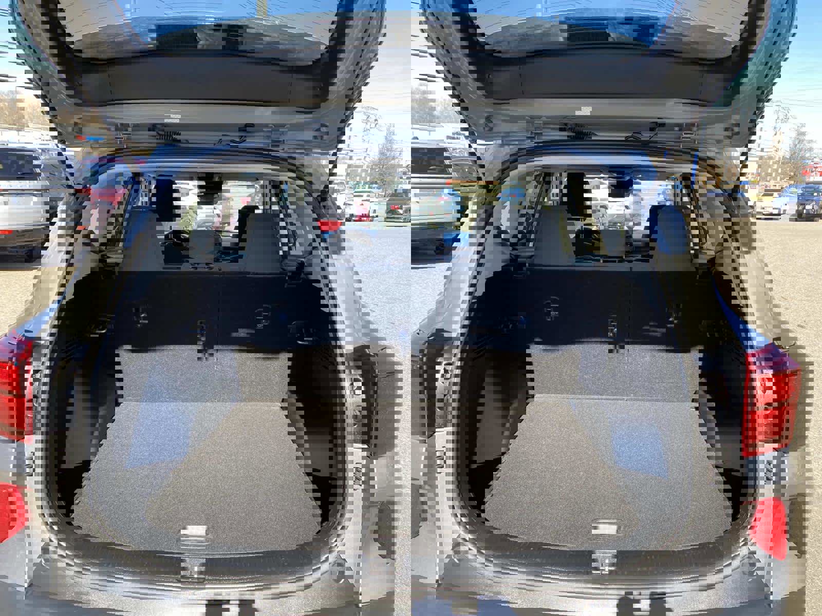 Used 2023 Kia Seltos LX image 5