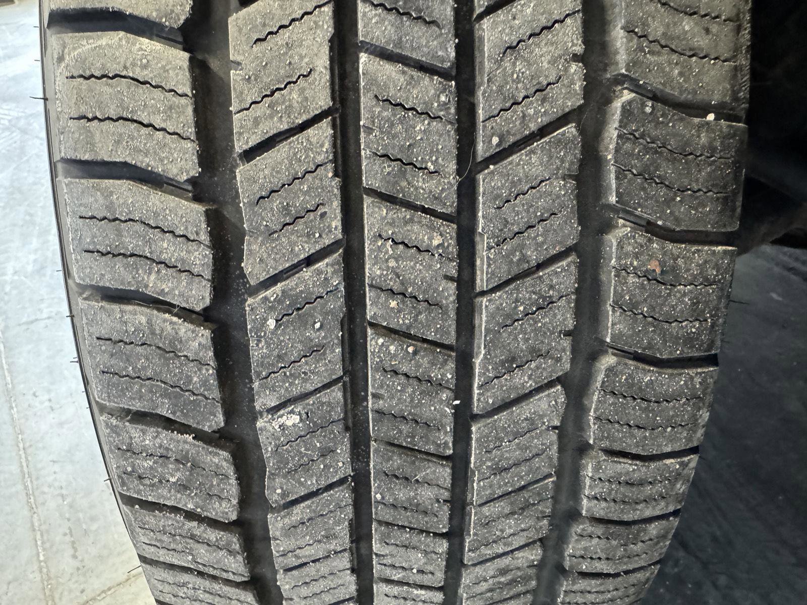 Used 2017 Ford Expedition EL XLT image 11