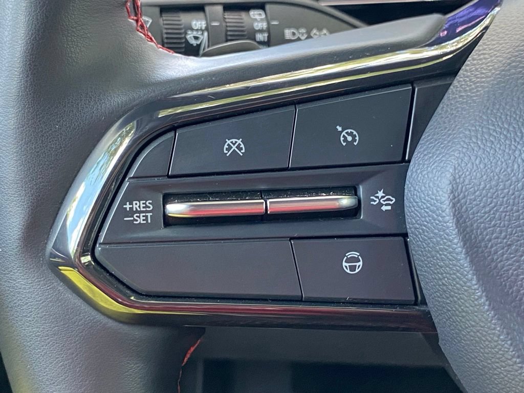 Used 2024 Chevrolet Equinox EV RS FWD image 32
