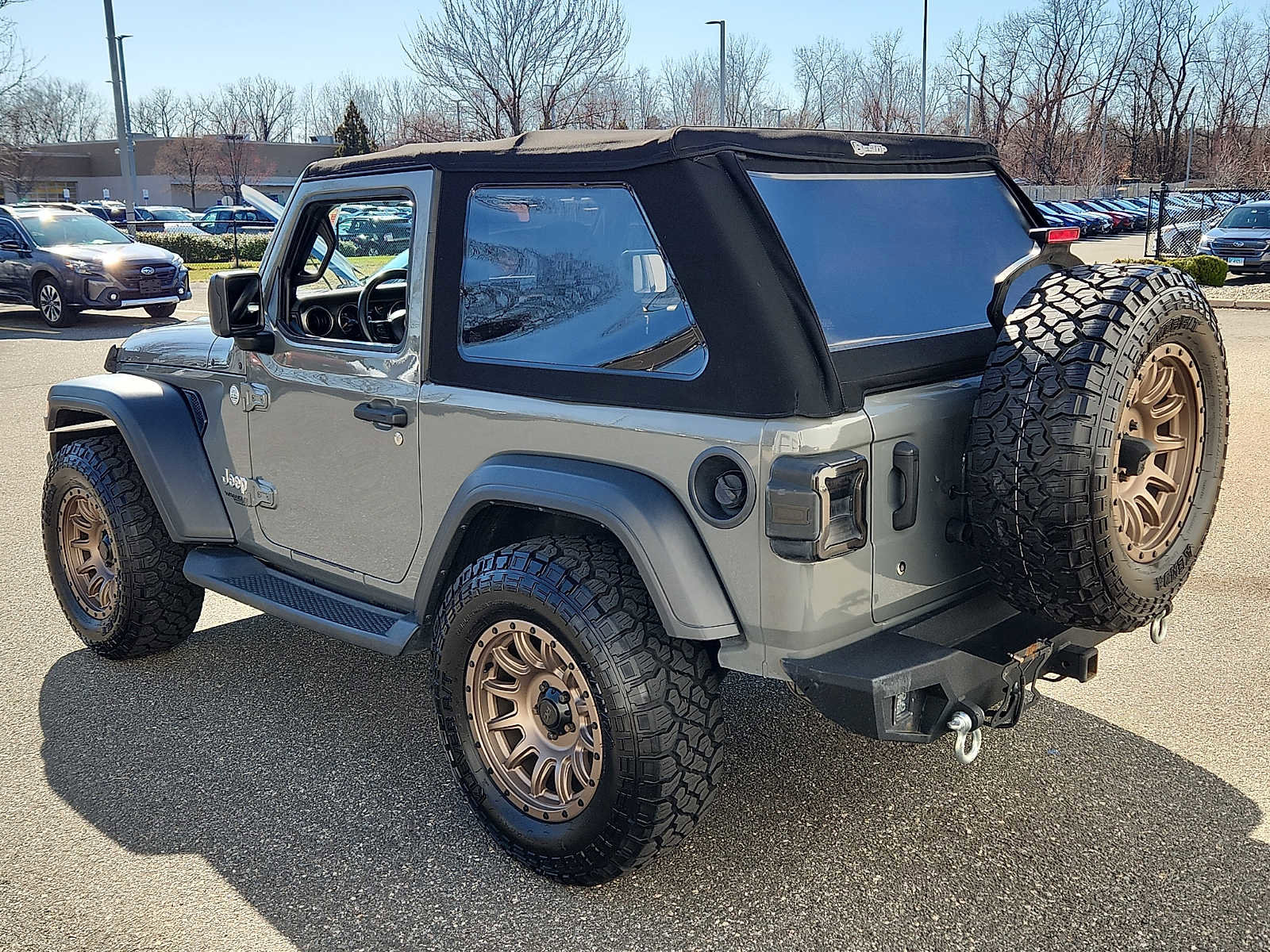 Used 2019 Jeep Wrangler Sport image 4