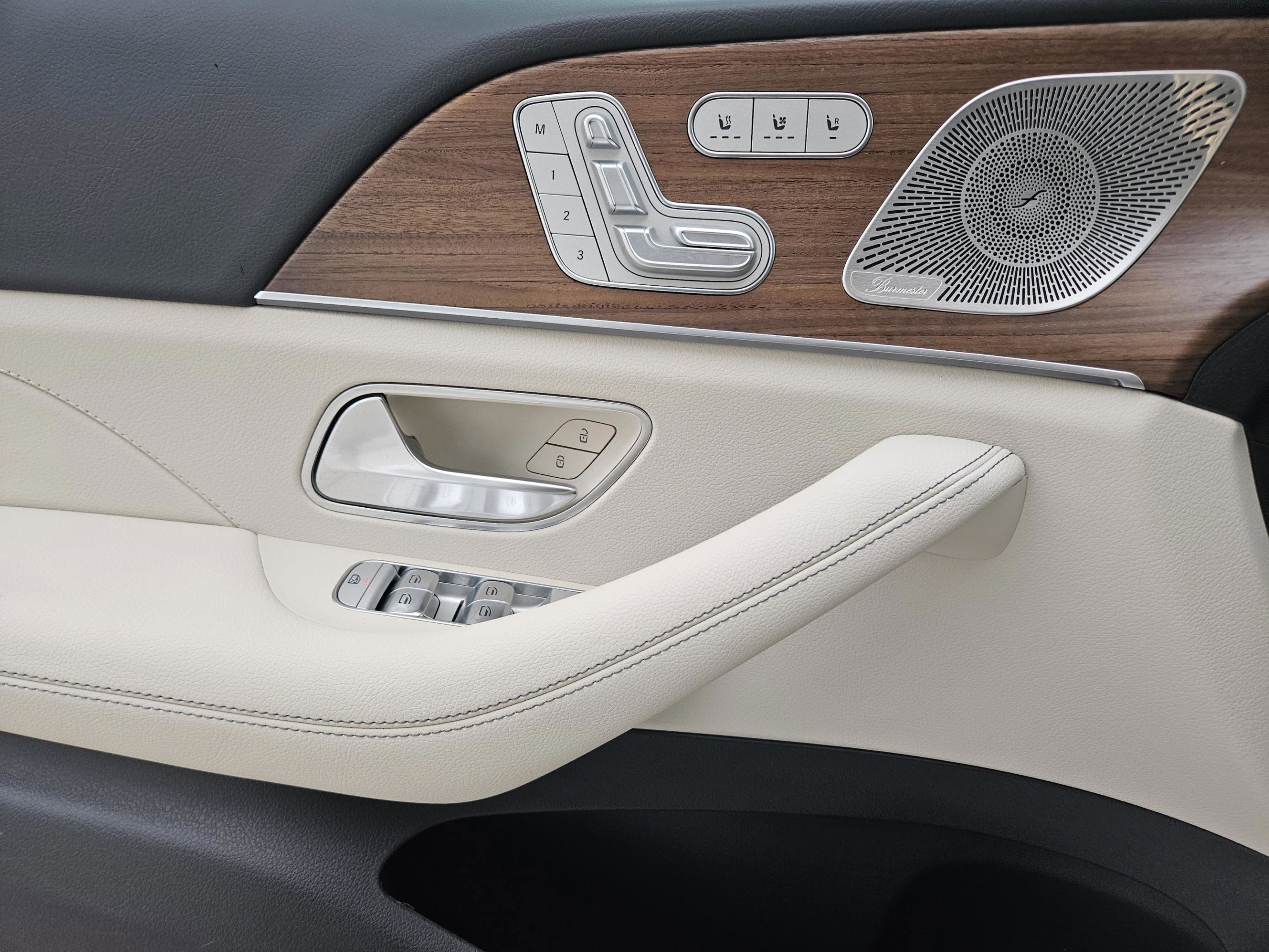 Certified 2026 Mercedes-Benz GLE 450 4MATIC image 15