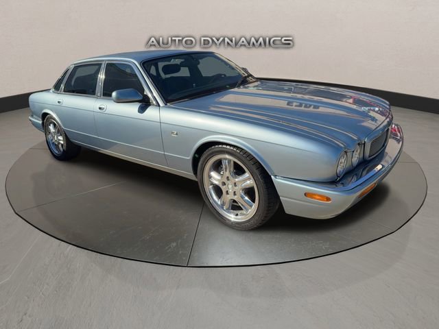 Used 2003 Jaguar XJ8 image 7