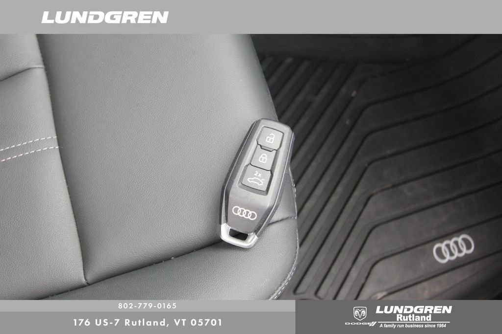 Used 2025 Audi A5 2.0T Premium w/ Convenience Package image 31