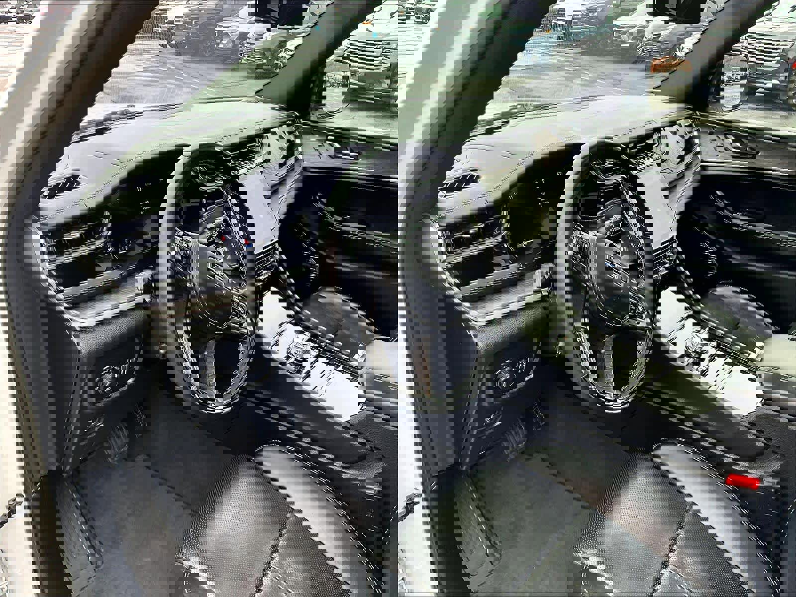 Used 2022 Jeep Grand Cherokee Overland w/ Adv Protech Group III AWD/4WD image 8