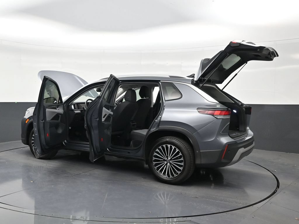 Used 2025 Volkswagen Tiguan S FWD image 31