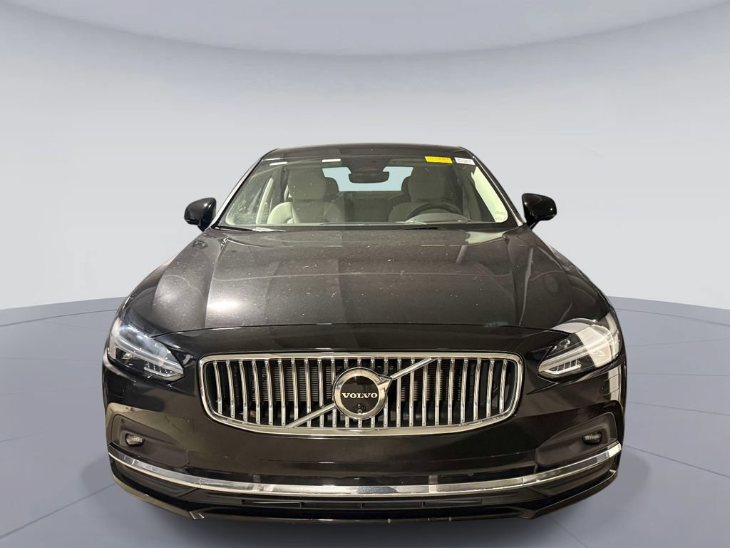 Used 2025 Volvo S90 B6 Ultra AWD/4WD image 2
