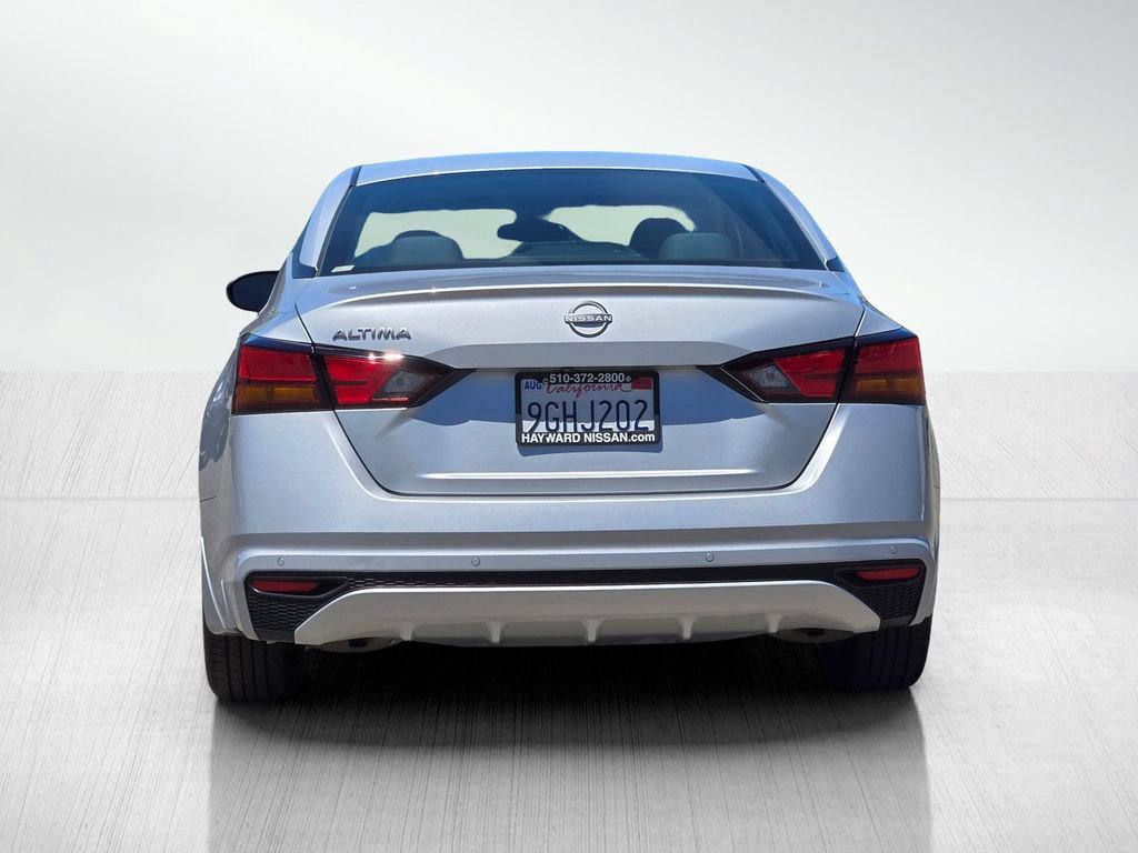 Used 2023 Nissan Altima 2.5 S FWD image 6