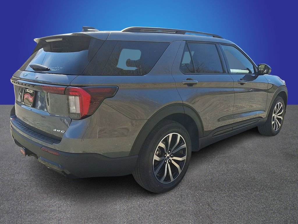New 2026 Ford Explorer ST-Line AWD/4WD image 3