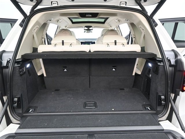 Used 2024 BMW X7 xDrive40i w/ Executive Package image 14