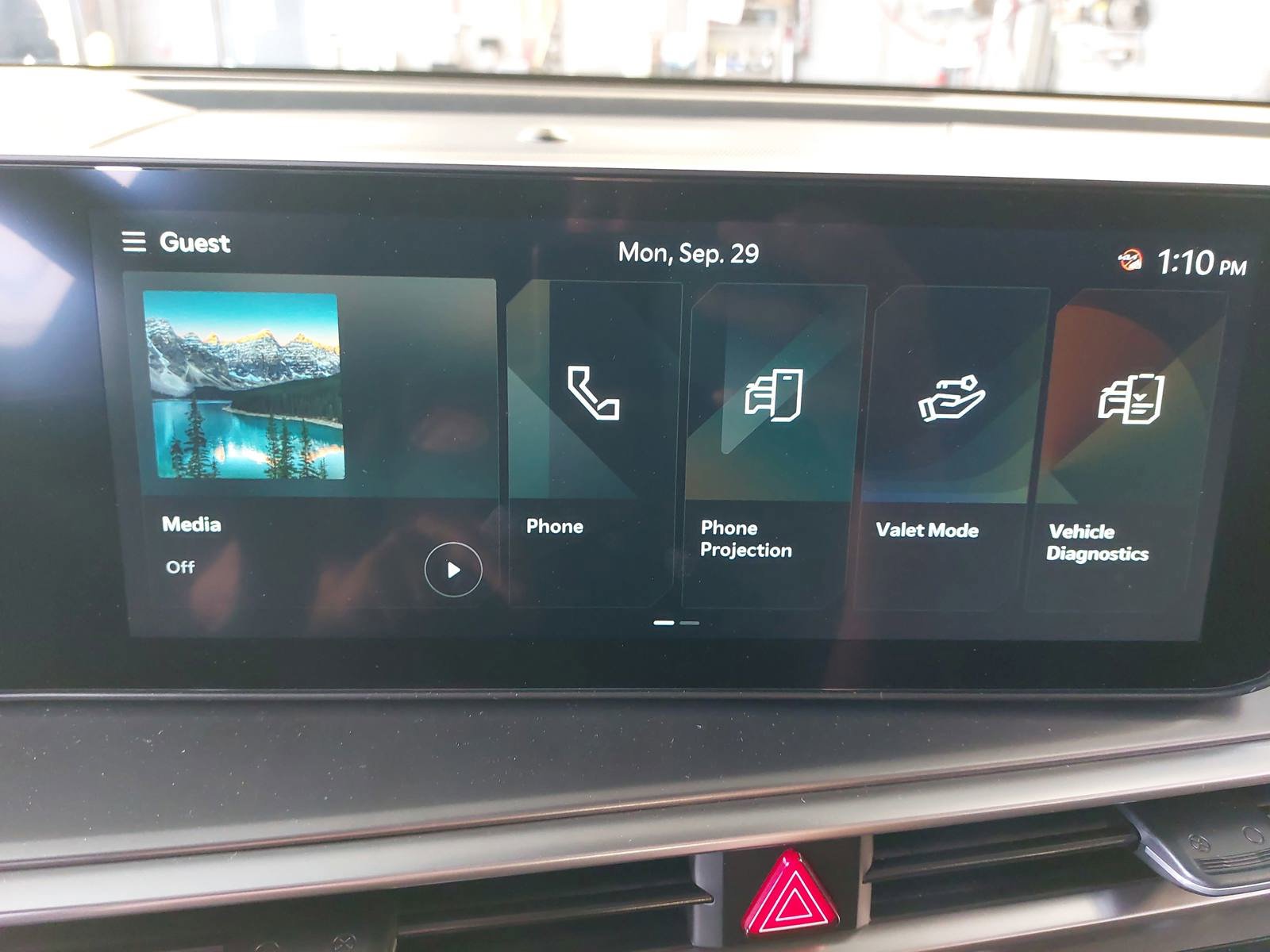 New 2026 Kia Sorento LX FWD image 25