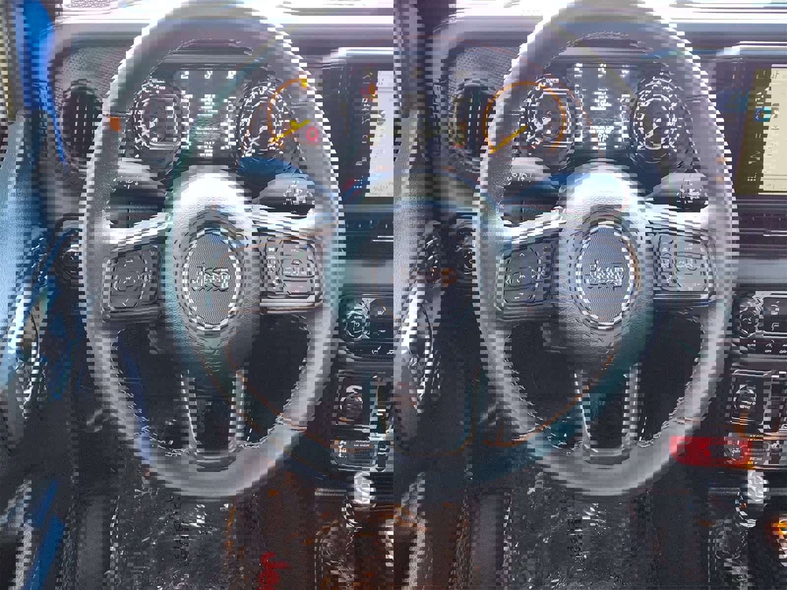 Used 2024 Jeep Gladiator Mojave image 29