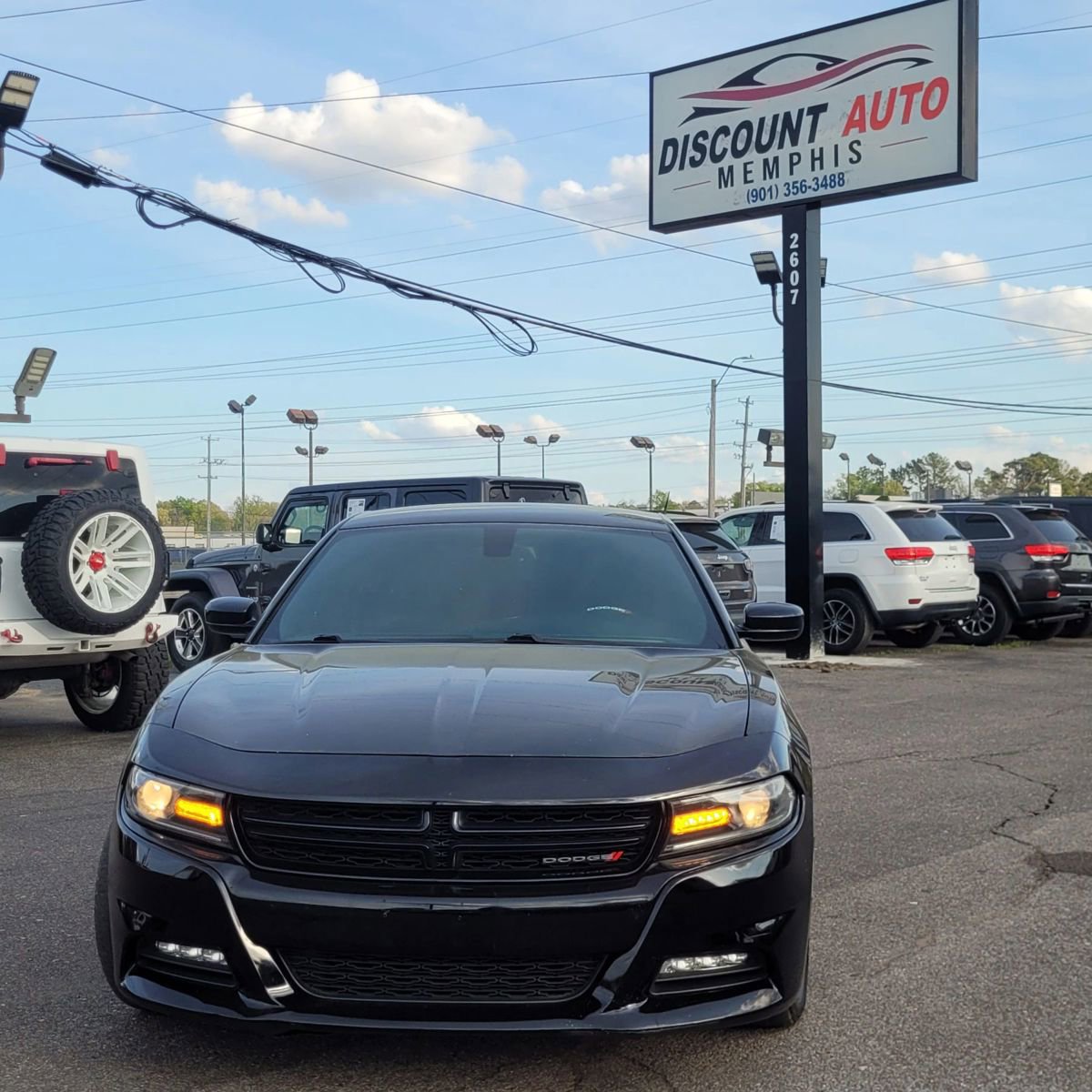 Used 2016 Dodge Charger SXT RWD image 5
