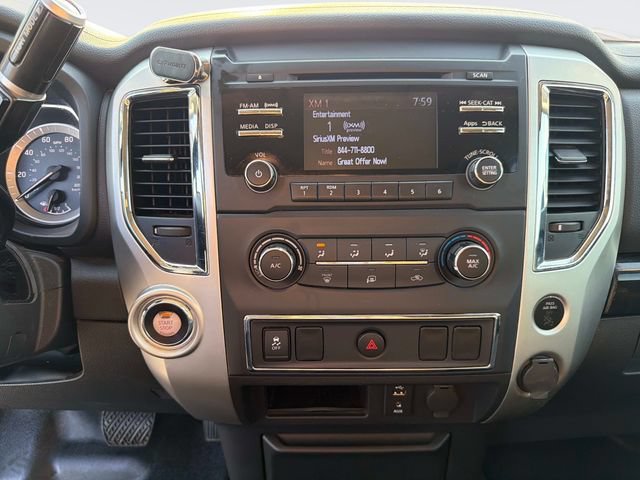 Used 2017 Nissan Titan SV RWD image 27