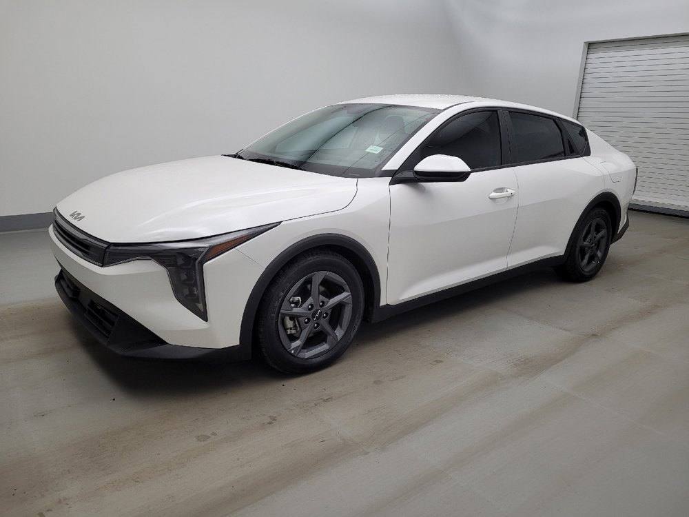 Used 2025 Kia K4 LXS image 2