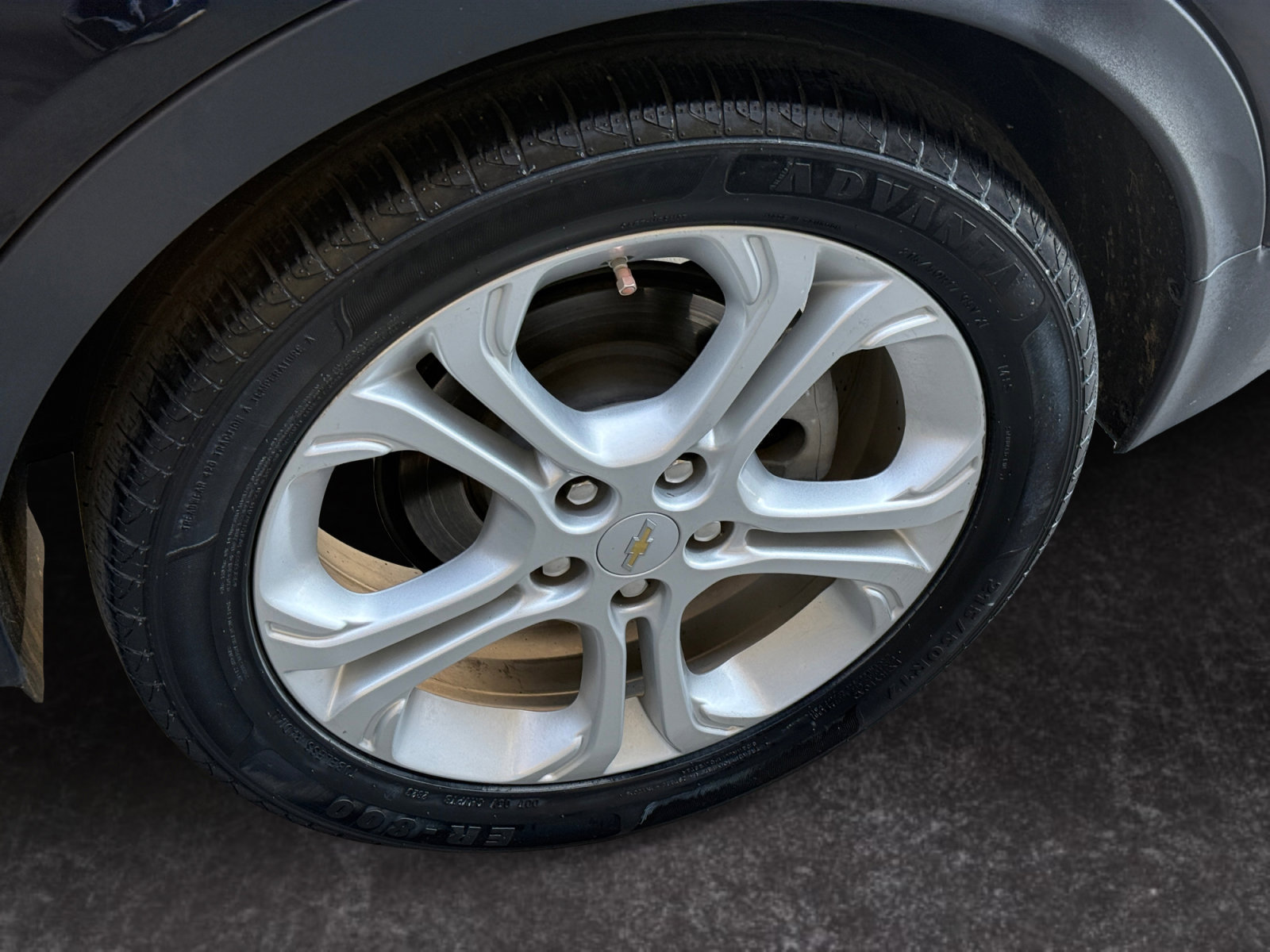 Used 2019 Chevrolet Bolt LT image 14