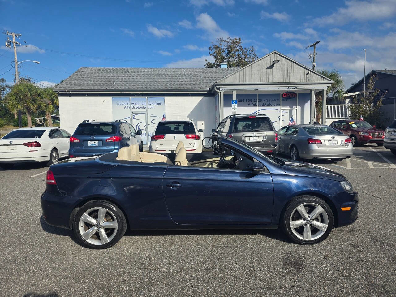 Used 2012 Volkswagen Eos Lux FWD image 3