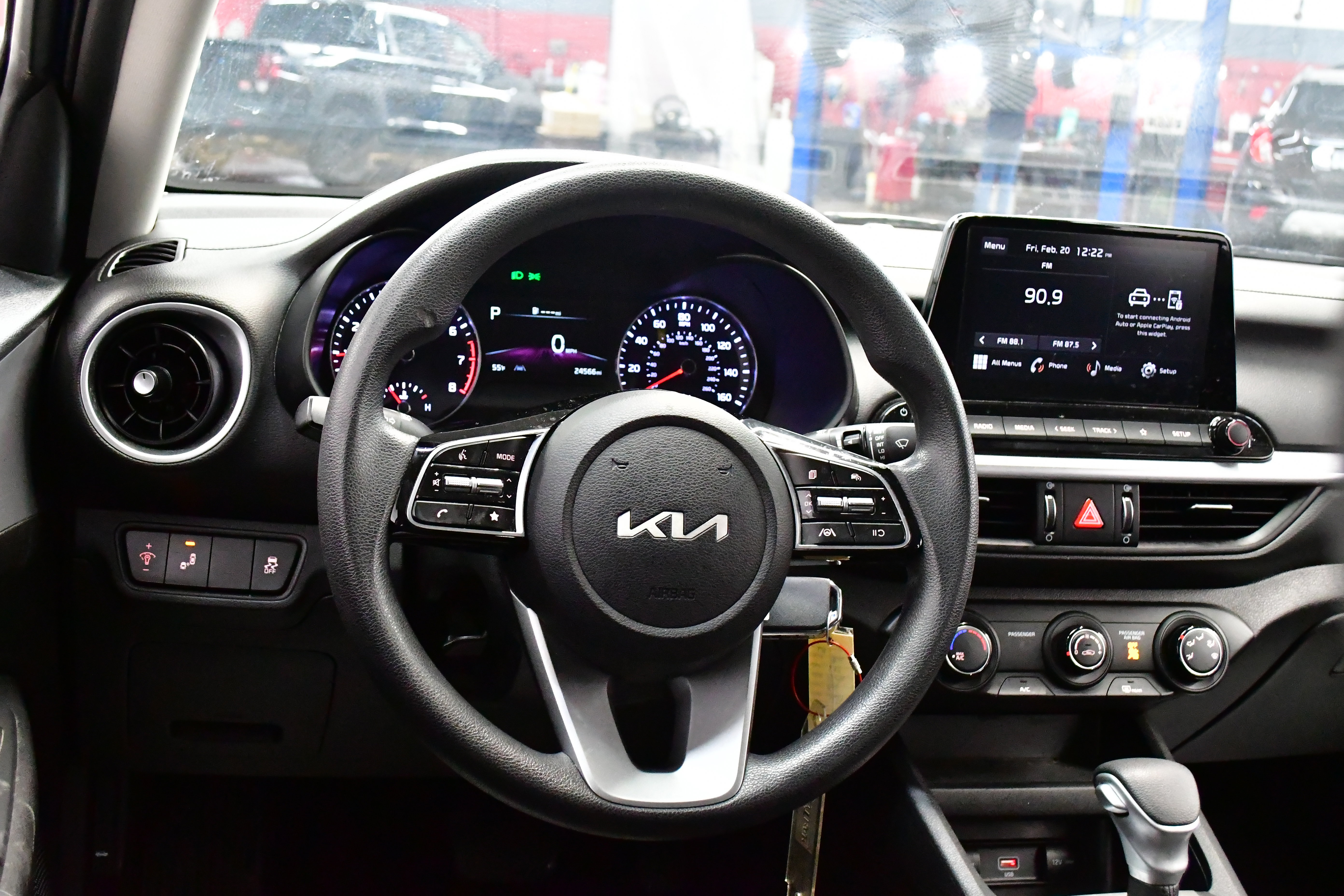 Used 2023 Kia Forte LXS w/ LXS Technology Package image 13