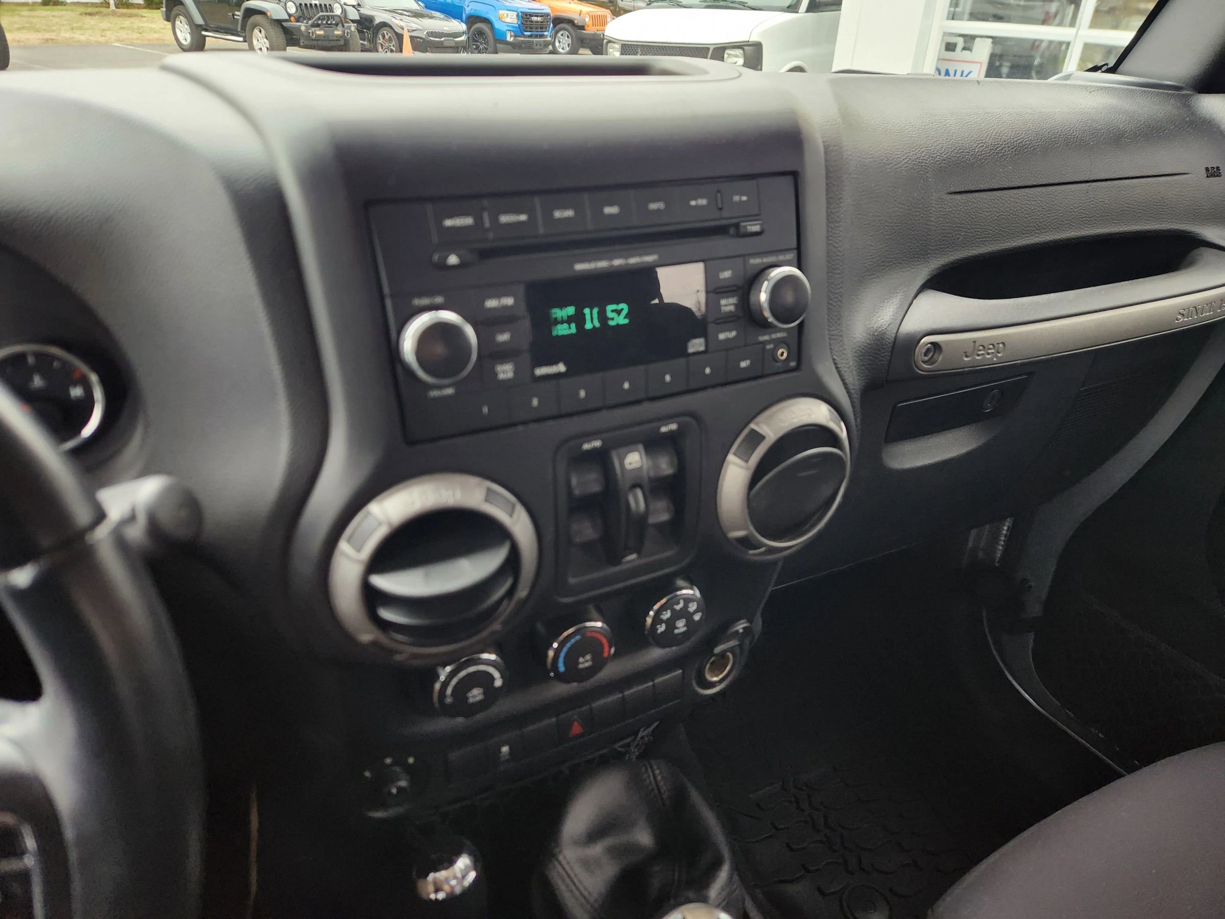 Used 2015 Jeep Wrangler Unlimited Sport w/ Quick Order Package 23S image 26