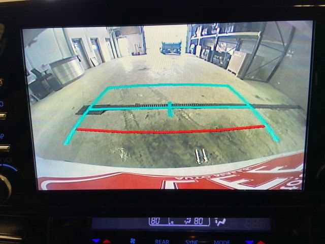 Used 2022 Toyota Sienna XSE w/ XSE Plus Package image 19