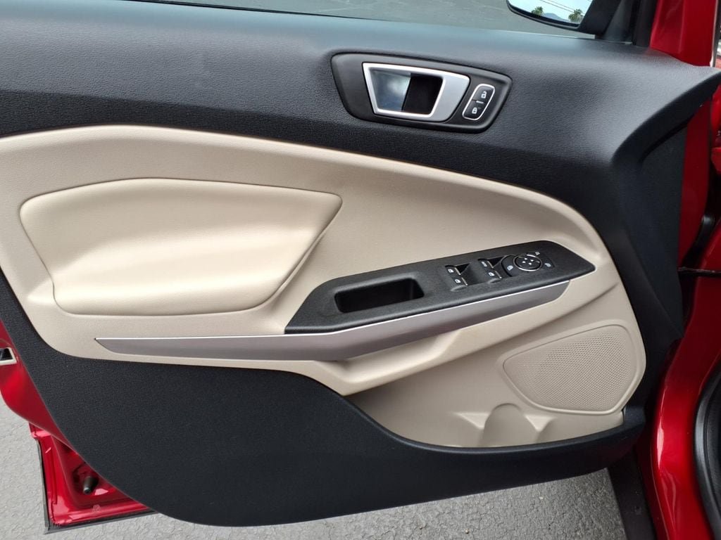 Used 2021 Ford EcoSport Titanium FWD image 26