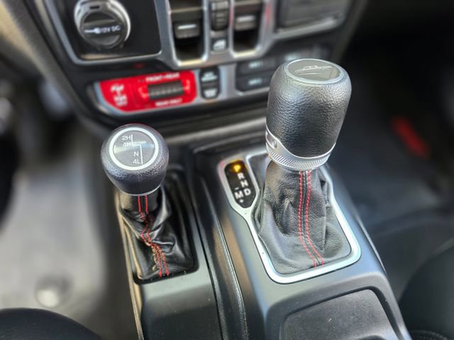 Used 2021 Jeep Gladiator Rubicon w/ Cold Weather Group image 28