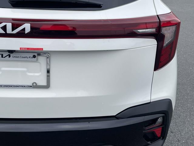 New 2026 Kia Seltos S FWD image 15