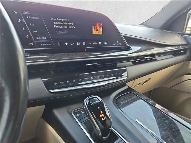 Used 2023 Cadillac Escalade Premium Luxury image 15