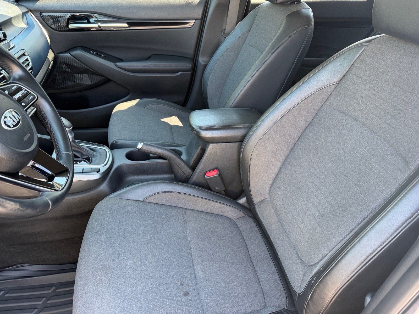 Used 2021 Kia Seltos S FWD image 10