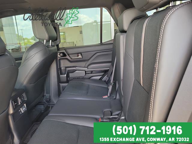 Certified 2025 Toyota 4Runner Limited AWD/4WD image 26