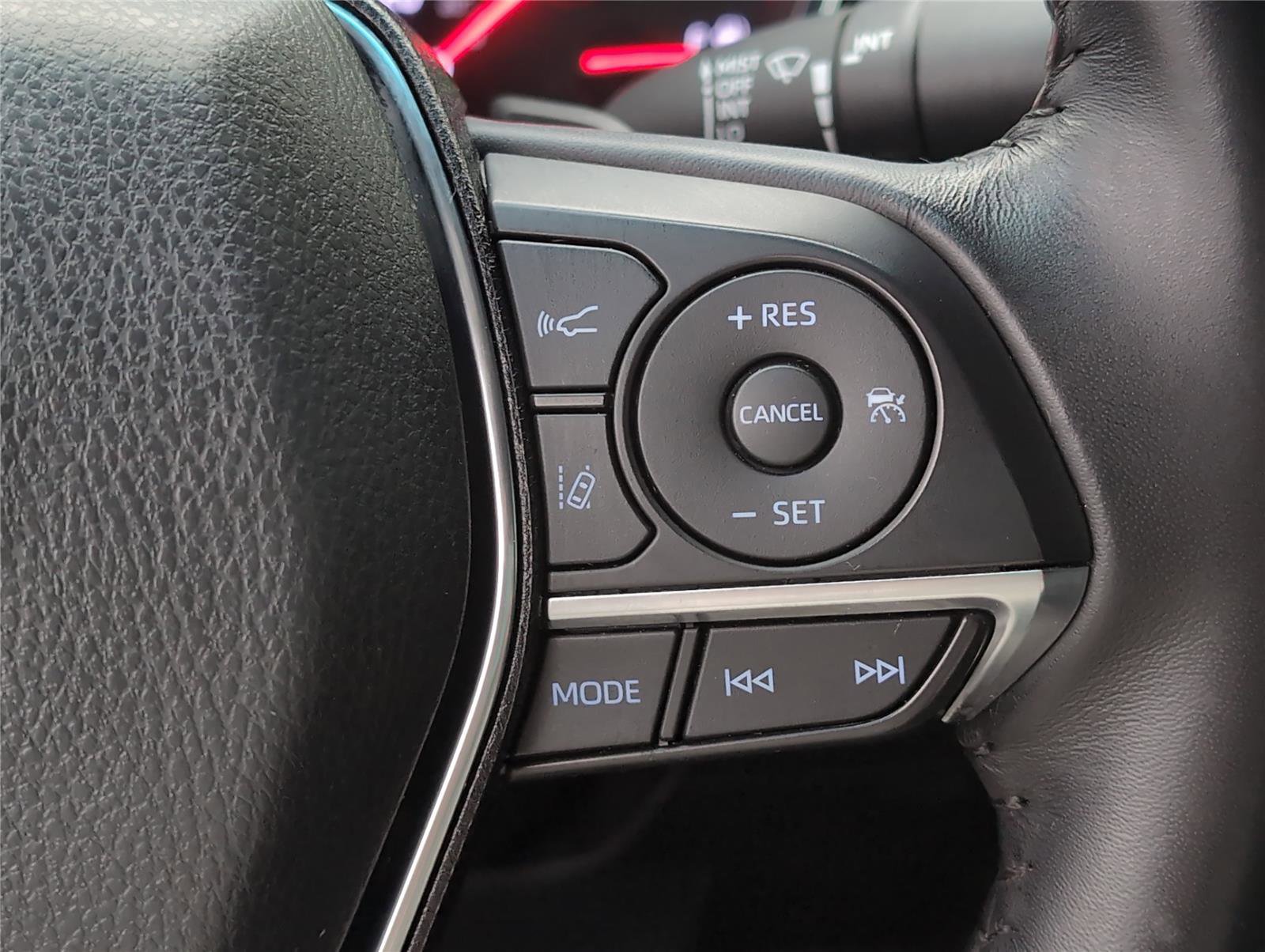 Used 2020 Toyota Camry XSE image 22