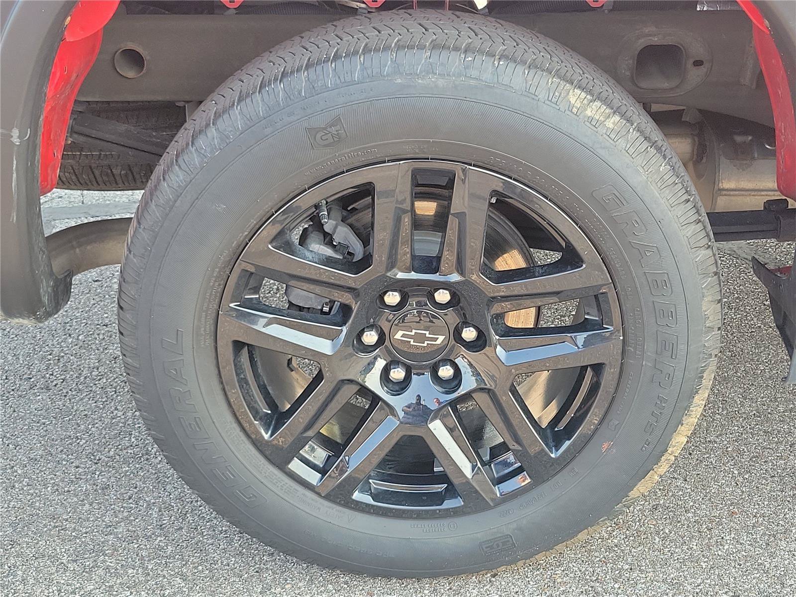 Used 2022 Chevrolet Silverado 1500 Custom AWD/4WD image 5