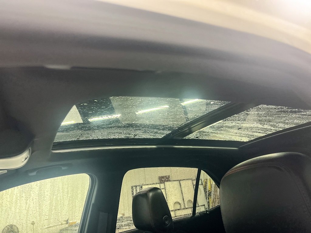 Used 2023 Chevrolet Equinox RS image 19