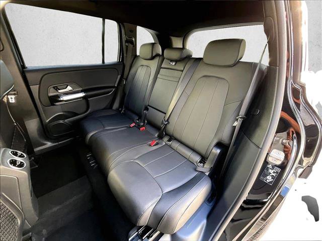 Used 2025 Mercedes-Benz GLB 250 image 28