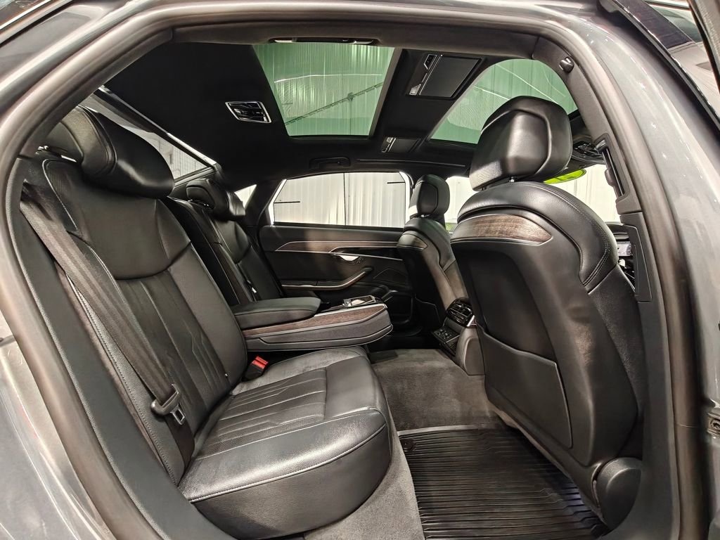 Used 2021 Audi A8 L 3.0T w/ Executive Plus Package image 23