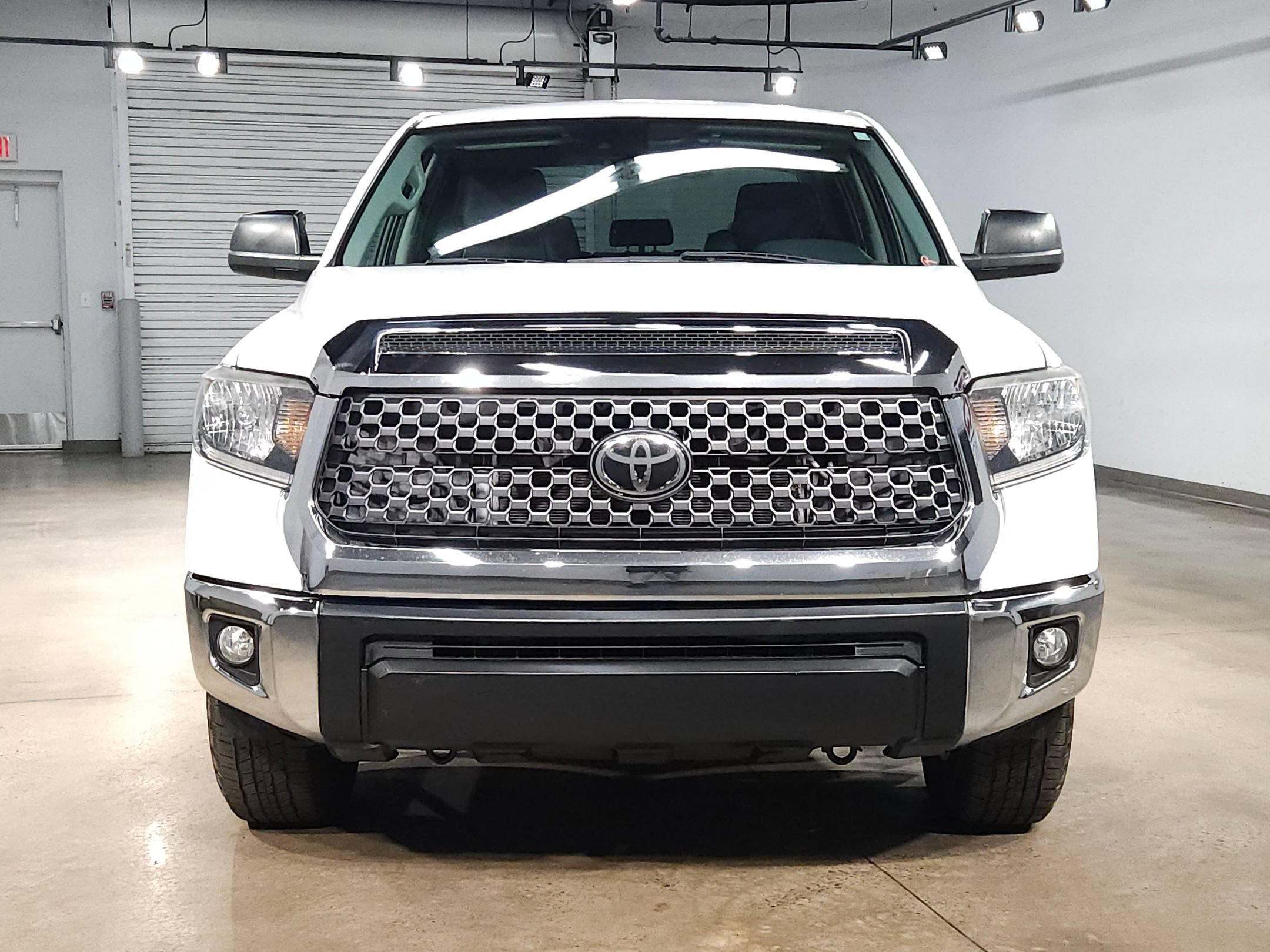Used 2021 Toyota Tundra SR5 w/ SR5 Leather Package RWD image 2