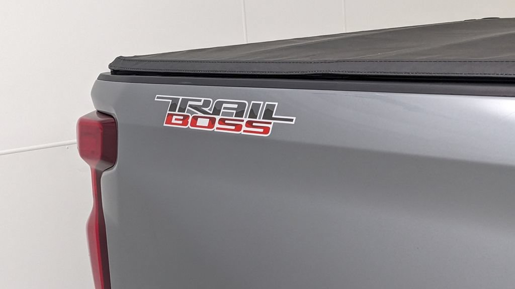 Used 2021 Chevrolet Silverado 1500 LT Trail Boss w/ Bed Protection Package AWD/4WD image 37