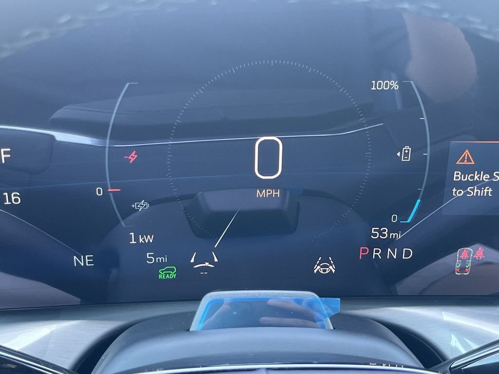 New 2026 Cadillac Vistiq Premium Luxury image 3