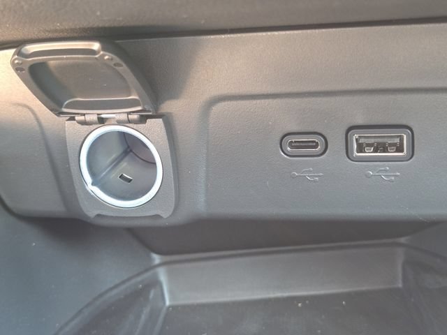 New 2026 Chevrolet Trax ACTIV w/ Sunroof Package FWD image 30