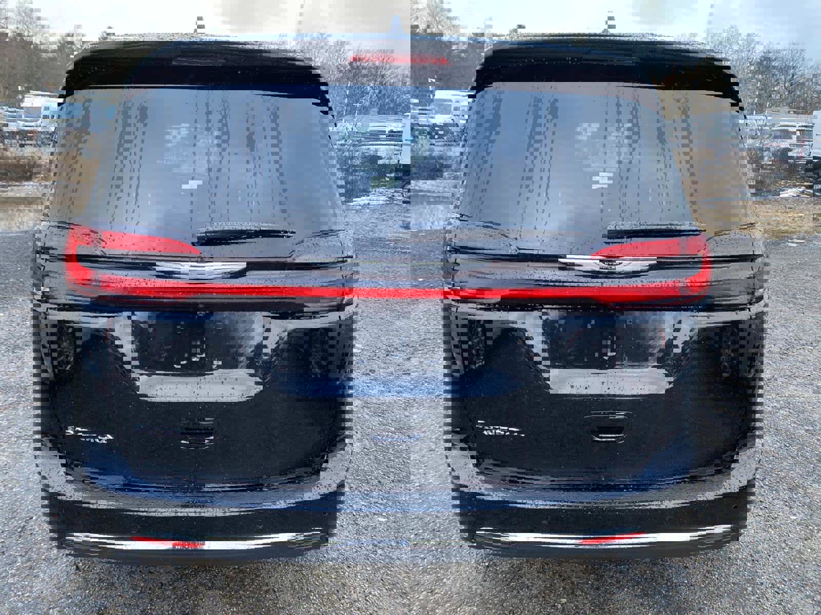 New 2026 Chrysler Pacifica Select image 4