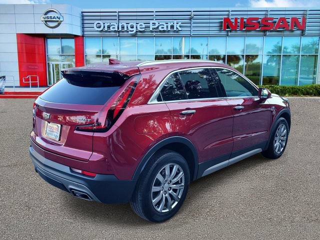 Used 2019 Cadillac XT4 Premium Luxury FWD image 2