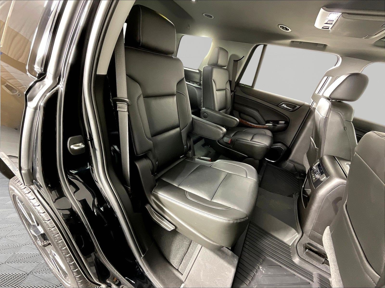 Used 2019 Chevrolet Tahoe Premier AWD/4WD image 25